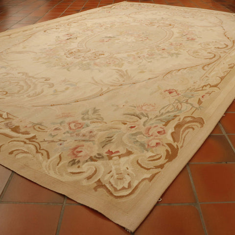 Fine handmade Aubusson rug - WS307469