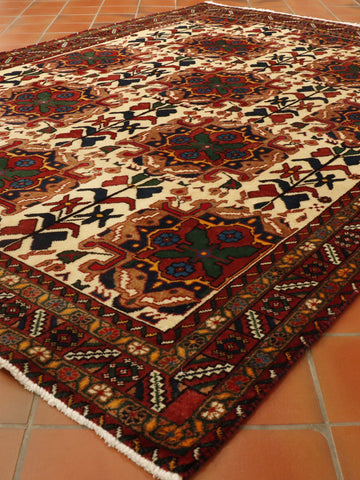 Handmade Persian Shahr e Babak rug - 307629